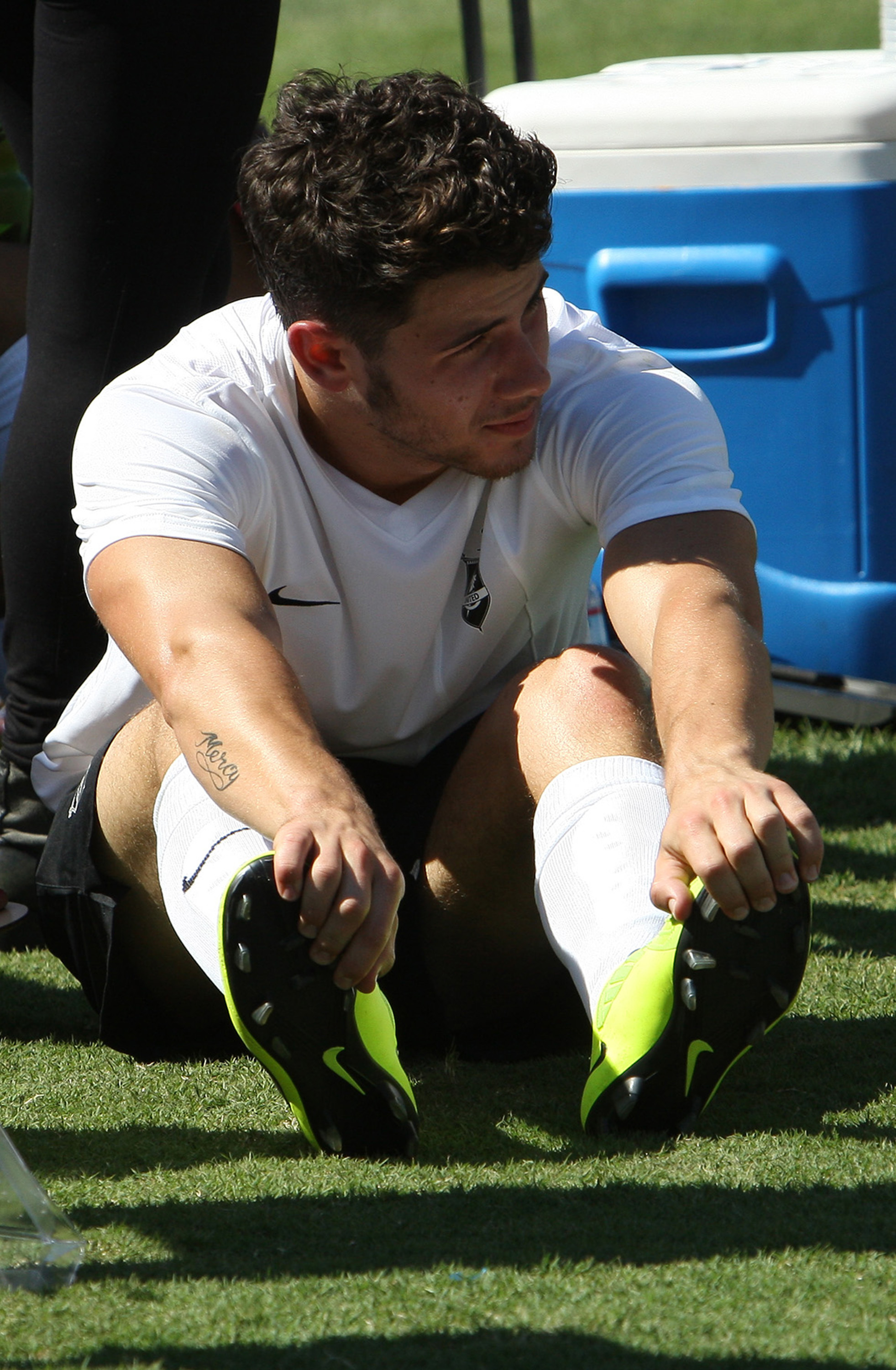 Picture Special Nick Jonas In Football Kit Attitude