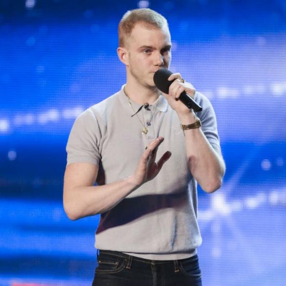 Here's Ed Drewett from 'Britain's Got Talent' with his top off - Attitude