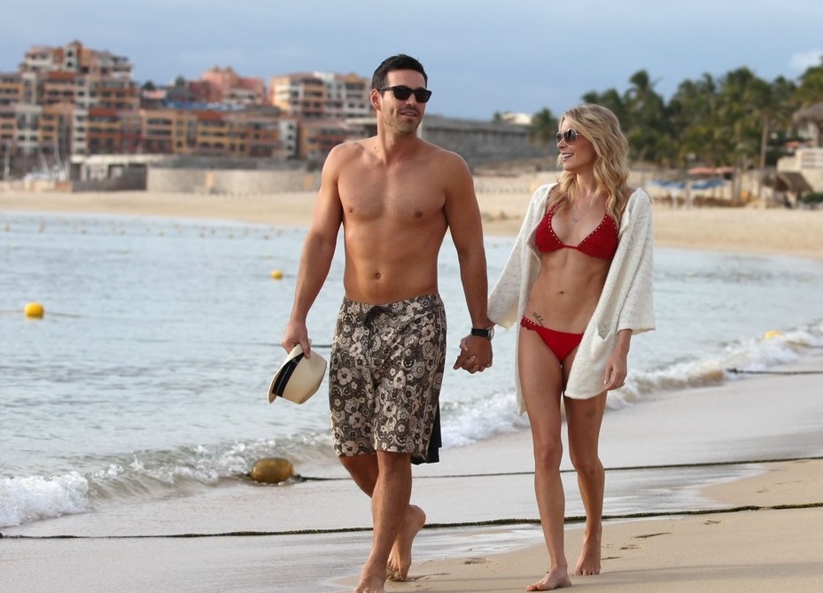 *EXCLUSIVE* LeAnn Rimes and Eddie Cibrian are in Love in Cabo