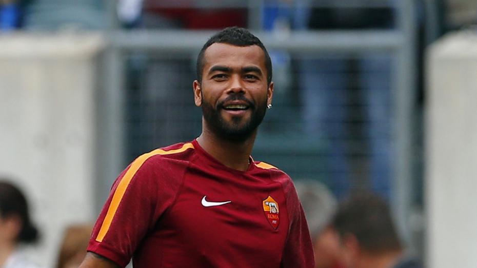 Video) Roma Defender Bullies Ex Arsenal & Chelsea Star Ashley Cole In  Training