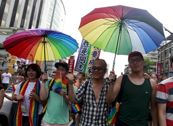 Thousands rally in Taiwan for gay marriage - Attitude