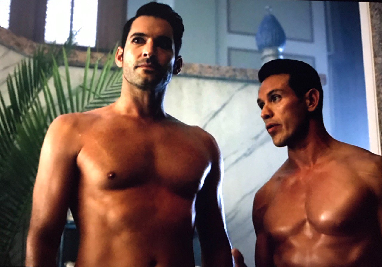 Tom Ellis In A Sauna In The Latest Episode Of Lucifer Yes Please Pics Attitude