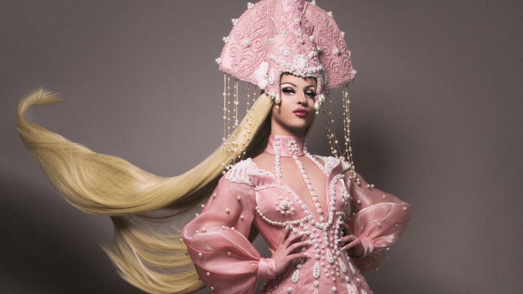 Miz Cracker