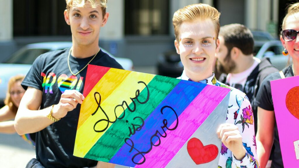 New research from Just Like Us has found that LGBTQ+ young adults earn less than their straight peers.