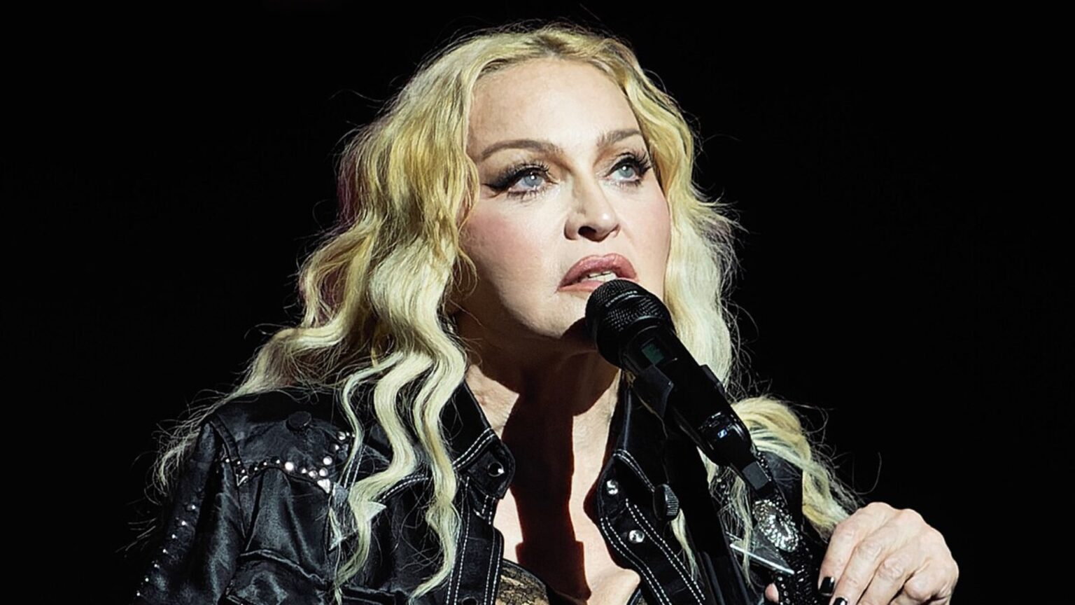 Watch Madonna perform Express Yourself on The Celebration tour for the ...