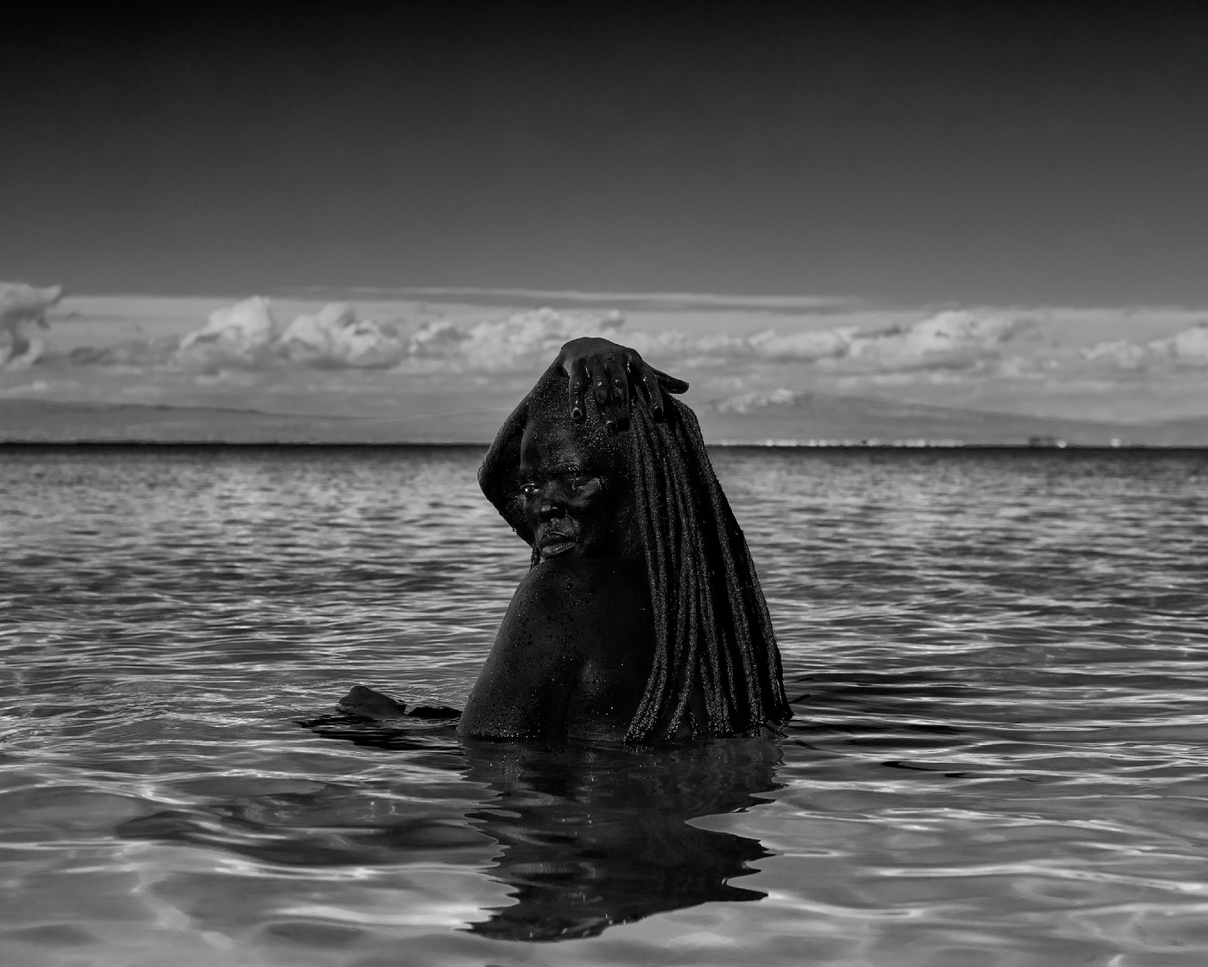 Zanele Muholi Manzi I, West Coast, Cape Town, 2022 Photograph, gelatin silver print on paper 641 × 800 cm Courtesy of the Artist and Yancey Richardson, New York © Zanele Muholi