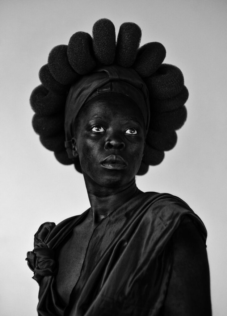 Zanele Muholi 
Ntozakhe II, Parktown 2016
Photograph, gelatin silver print on paper
1000 x 720 mm
Courtesy of the Artist and Yancey Richardson, New York 
© Zanele Muholi