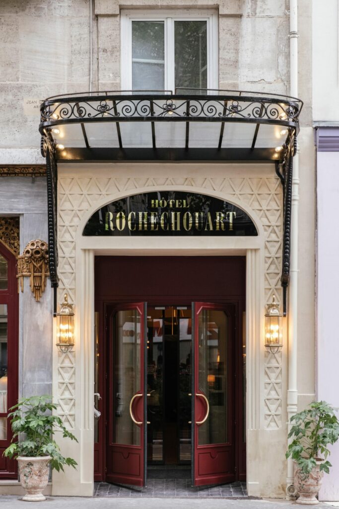 Entrance to Hôtel Rochechouart