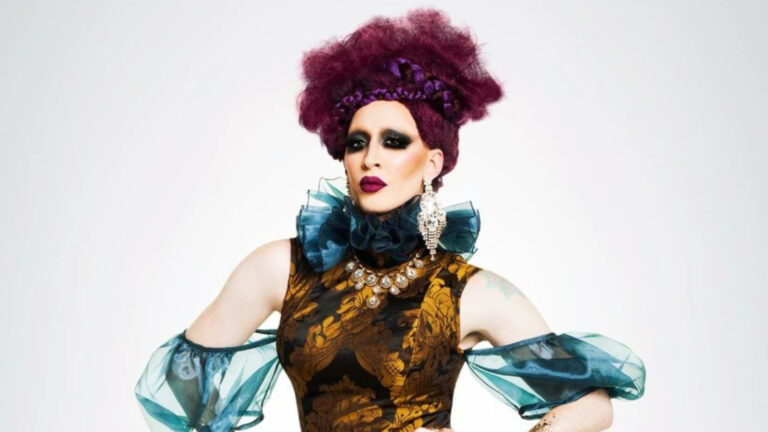 A picture of the drag queen Detox