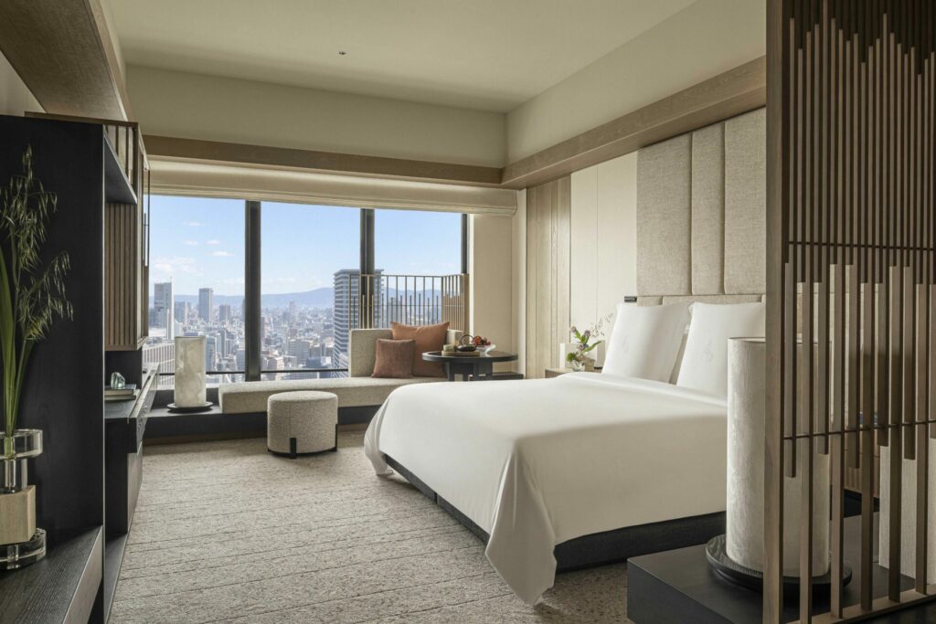 Four Seasons Osaka deluxe king room